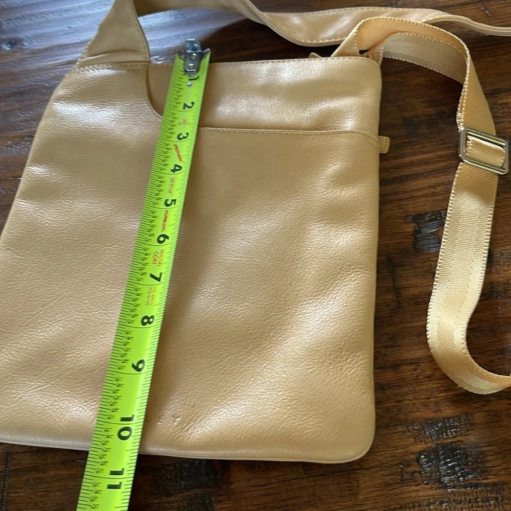 Radley Leather Pocket Crossbody Adjustable Strap - Picture 3 of 11
